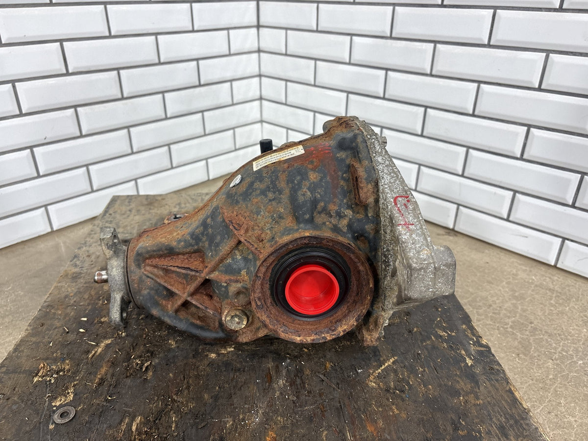 11-14 Dodge Challenger 5.7 Rear Differential Carrier 3.06 Ratio OEM