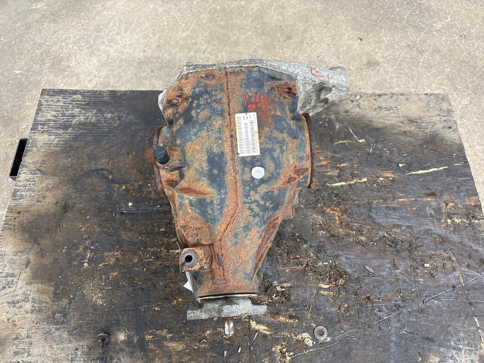11-14 Dodge Challenger 5.7 Rear Differential Carrier 3.06 Ratio OEM
