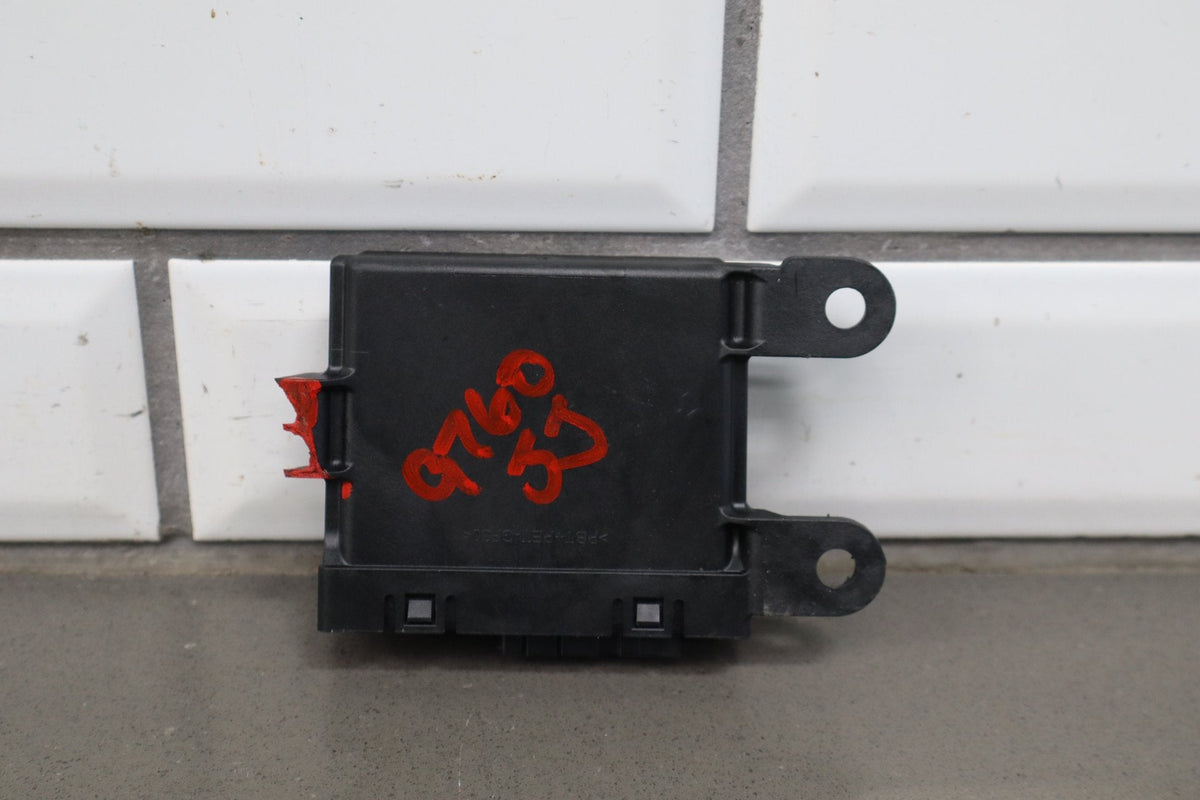 11-14 Dodge Challenger RF Hub Keyless Entry Module OEM