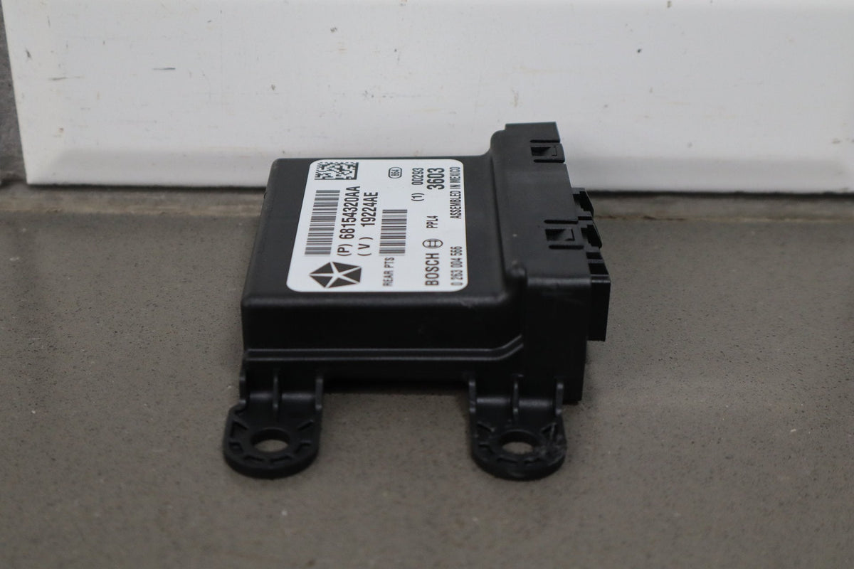 11-14 Dodge Challenger RF Hub Keyless Entry Module OEM