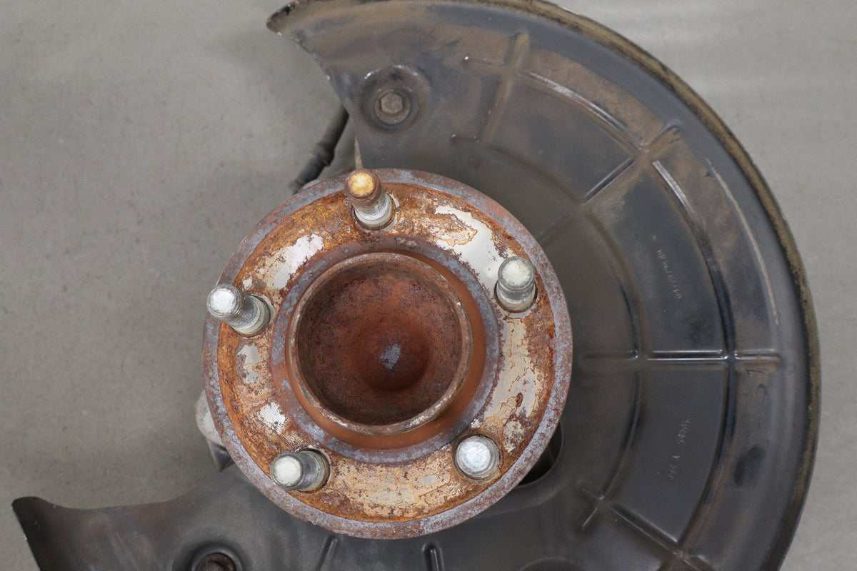 11-14 Dodge Challenger RH Passenger Front Spindle Knuckle Hub ABS OEM