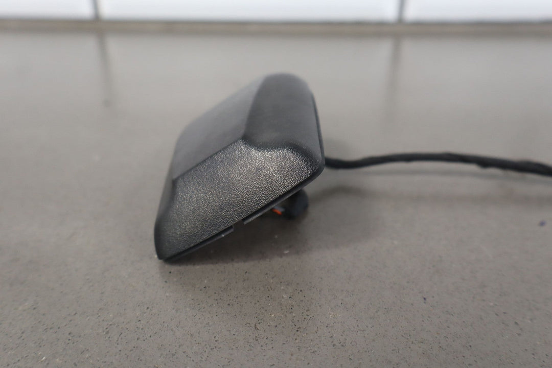 11 - 14 Dodge Challenger Trunk Mounted Antenna Black 05064908AA