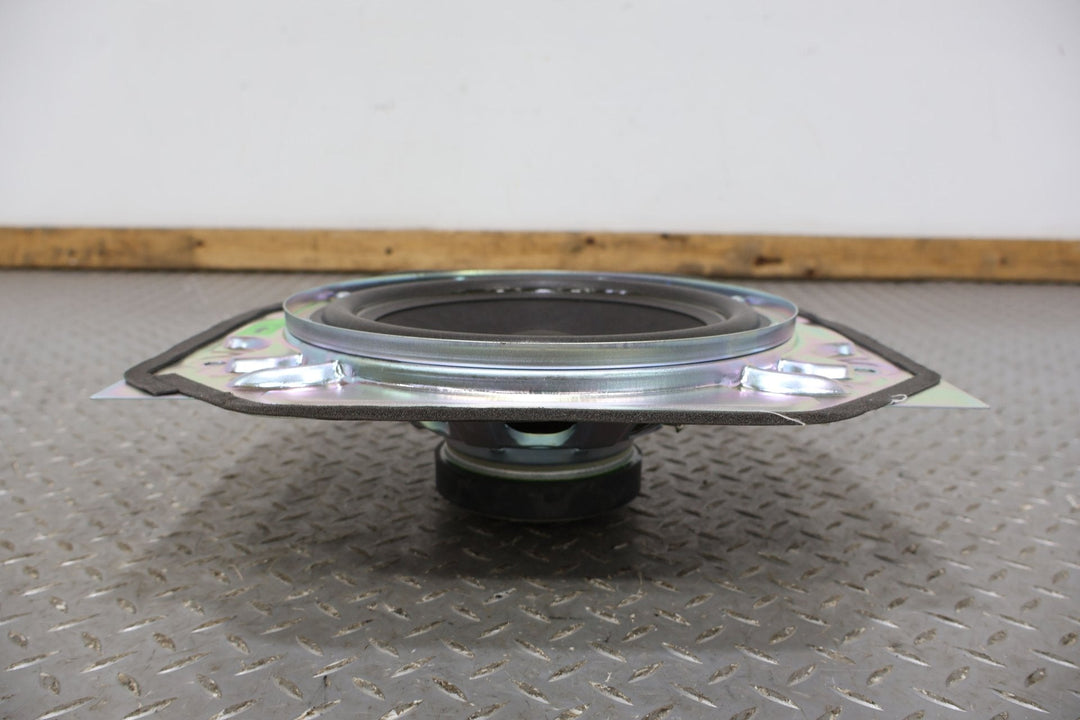 11 - 15 Chevy Camaro Rear OEM Boston Acoustics Subwoofer Speaker (92199591) Tested