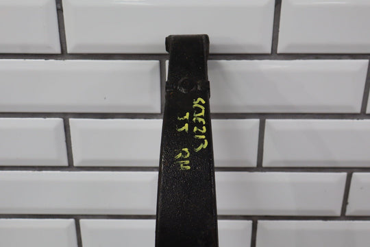 11 - 15 Jeep Grand Cherokee SRT8 Passenger Right Front Spindle / Knuckle OEM