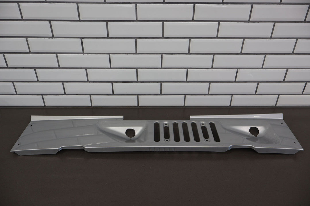 11 - 18 Jeep Wrangler JK Front Center Windshield Cowl Vent Panel - Bright Silver PS2