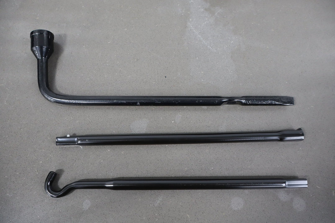 11 - 22 Dodge Durango OEM Scissor Jack and Tool Kit with Storage Pouch