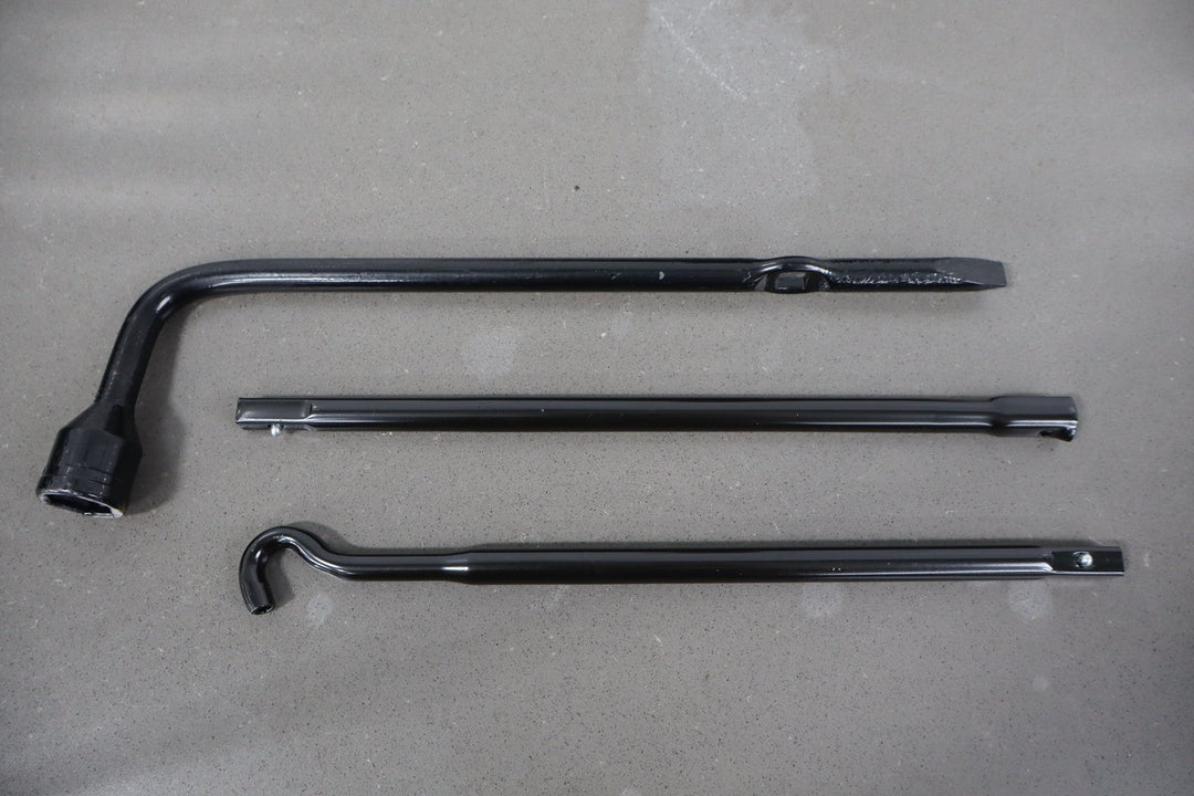 11 - 22 Dodge Durango OEM Scissor Jack and Tool Kit with Storage Pouch