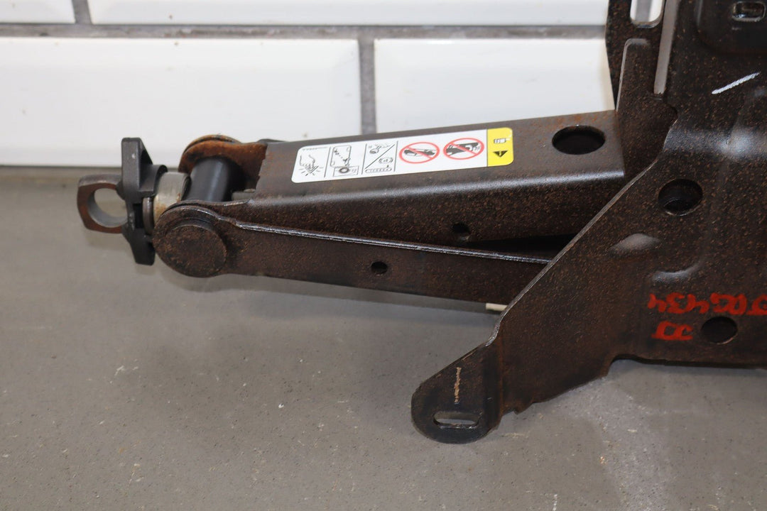 11 - 22 Dodge Durango OEM Scissor Jack and Tool Kit with Storage Pouch