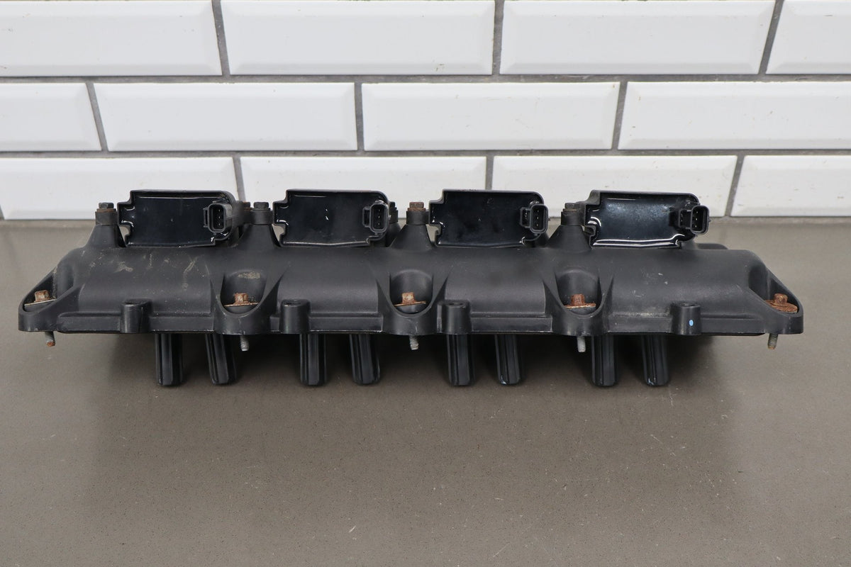 11-23 Dodge Challenger 5.7 Hemi Valve Cover Pair OEM