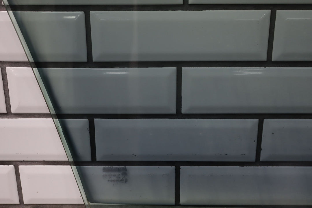 11 - 23 Dodge Charger Driver Left Front Door Glass / Window OEM