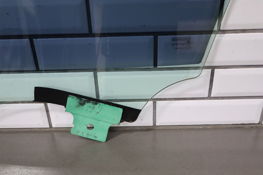 11 - 23 Dodge Charger Passenger Right Front Door Glass / Window OEM