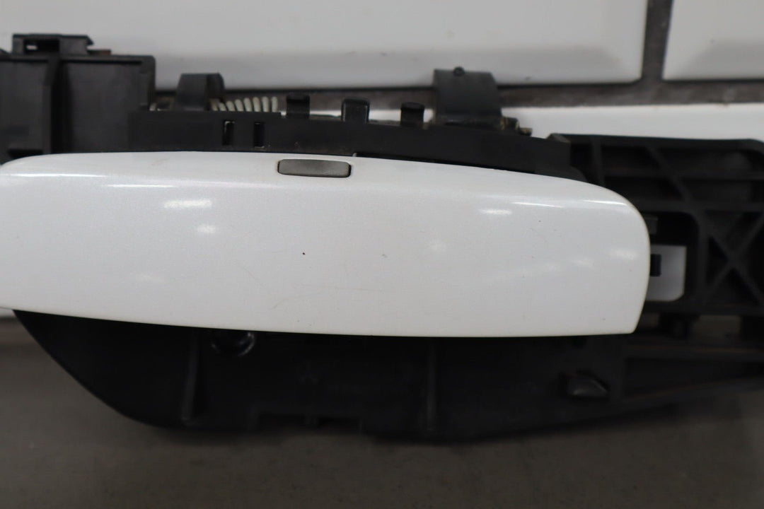 11 - 23 Dodge Charger Passenger Right Front Exterior Door Handle (Ivory White PWD)