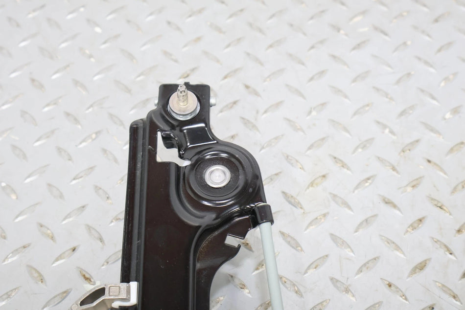 2019 Porsche Cayman- FRONT DOOR REGULATOR