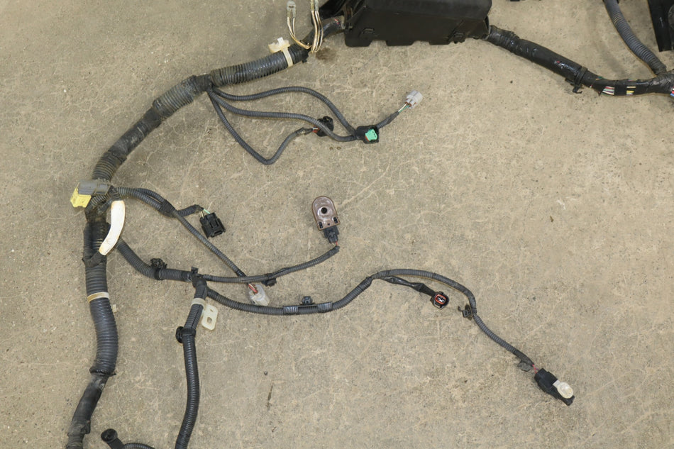 2013 Toyota Tundra XK50- Engine Fuse Box