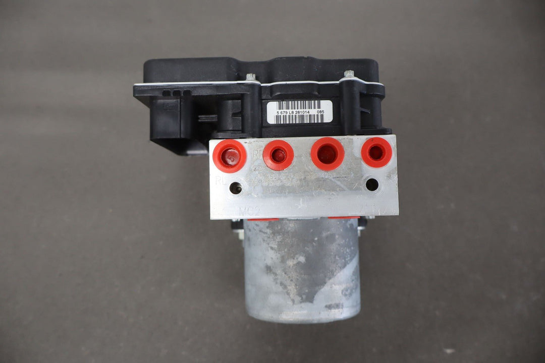 12 - 15 Chevy Camaro ABS Anti - Lock Brake Pump W/ Module OEM