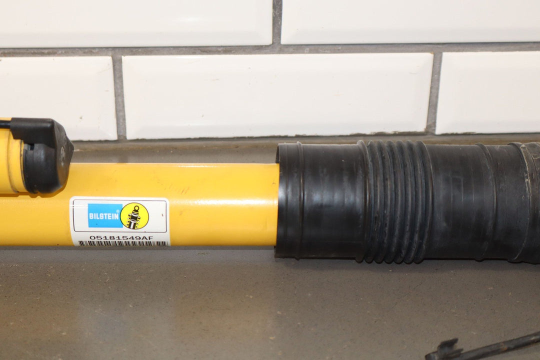 12 - 15 Jeep Grand Cherokee SRT - 8 Left Rear Active Damping Shock 05181549AF