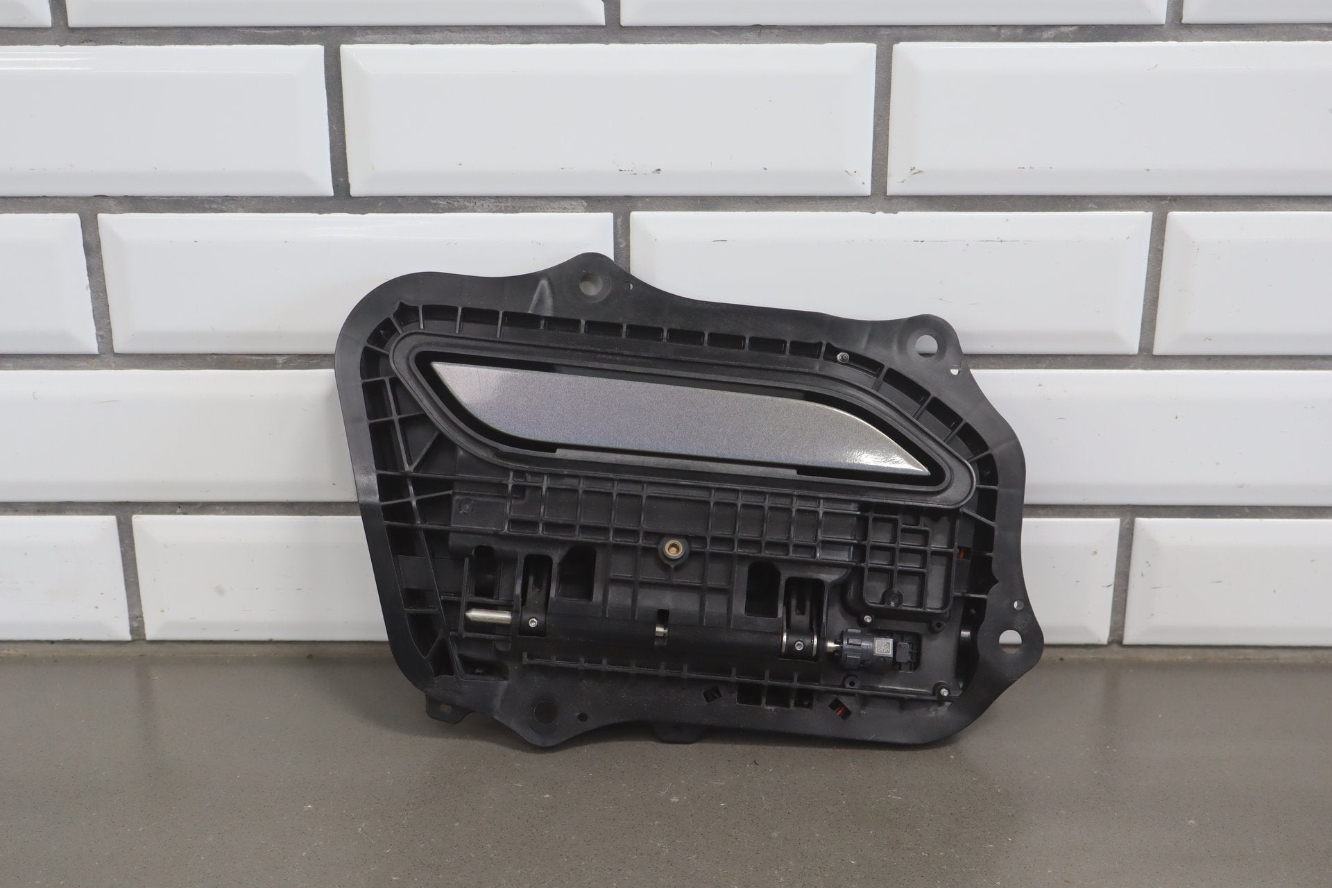 12-15 Tesla Model S Passenger Right Front Exterior Door Handle Assembly Tested