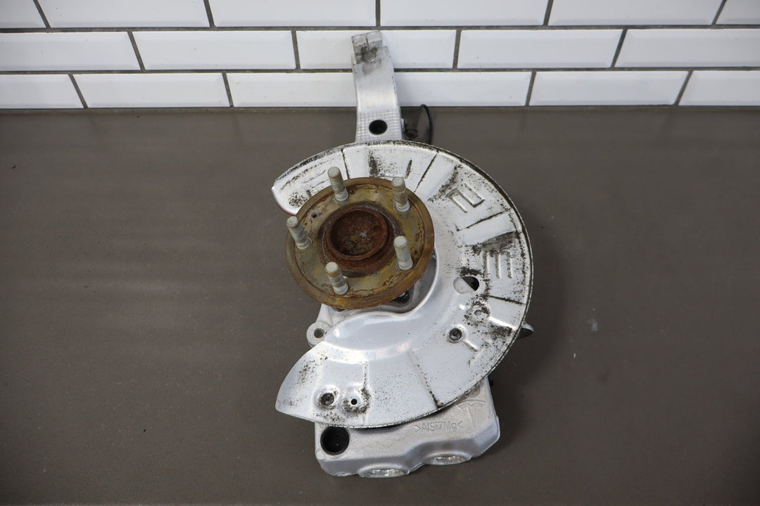 12 - 16 Tesla Model S RWD Passenger Right Front Spindle Knuckle OEM