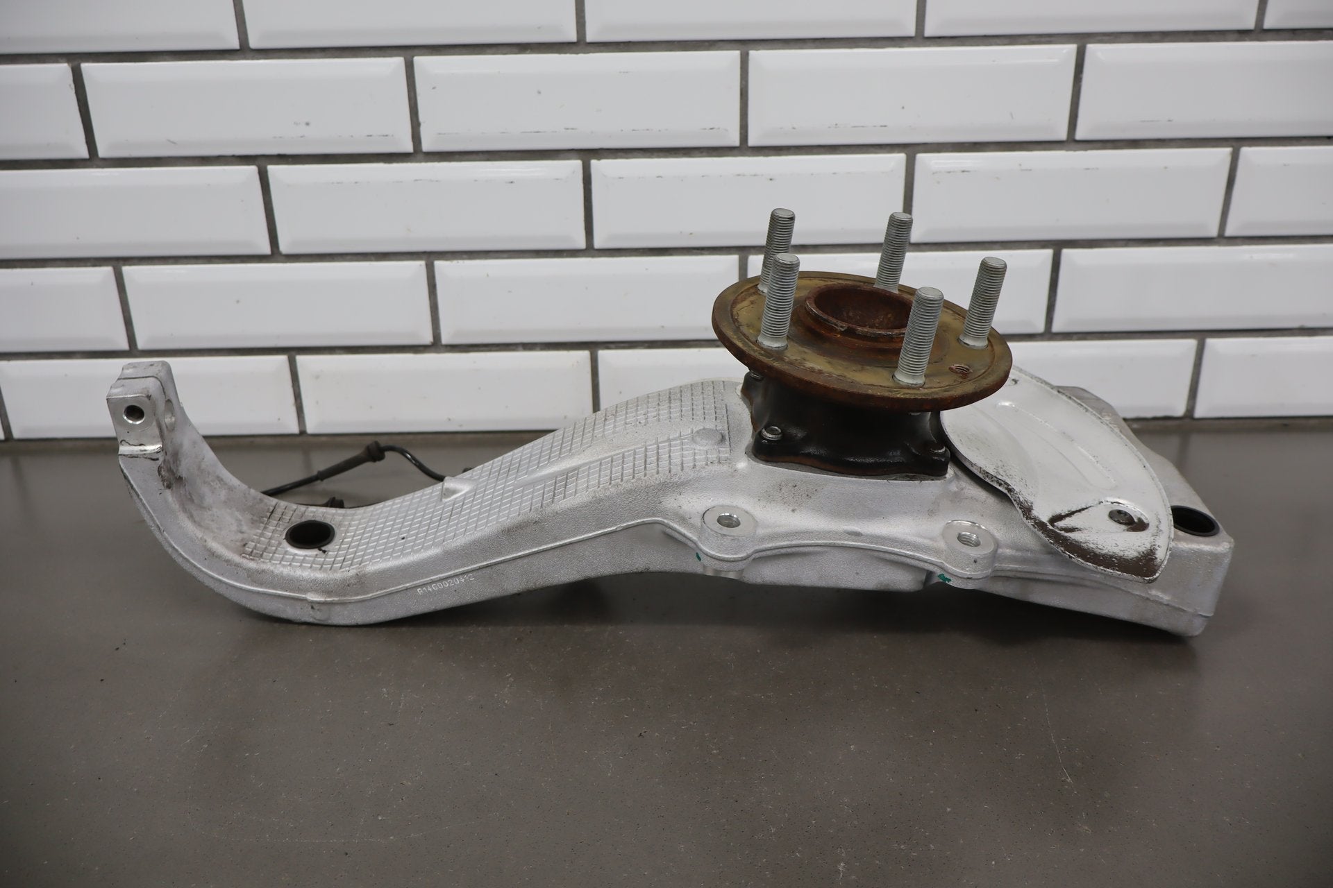 12-16 Tesla Model S RWD Passenger Right Front Spindle Knuckle OEM