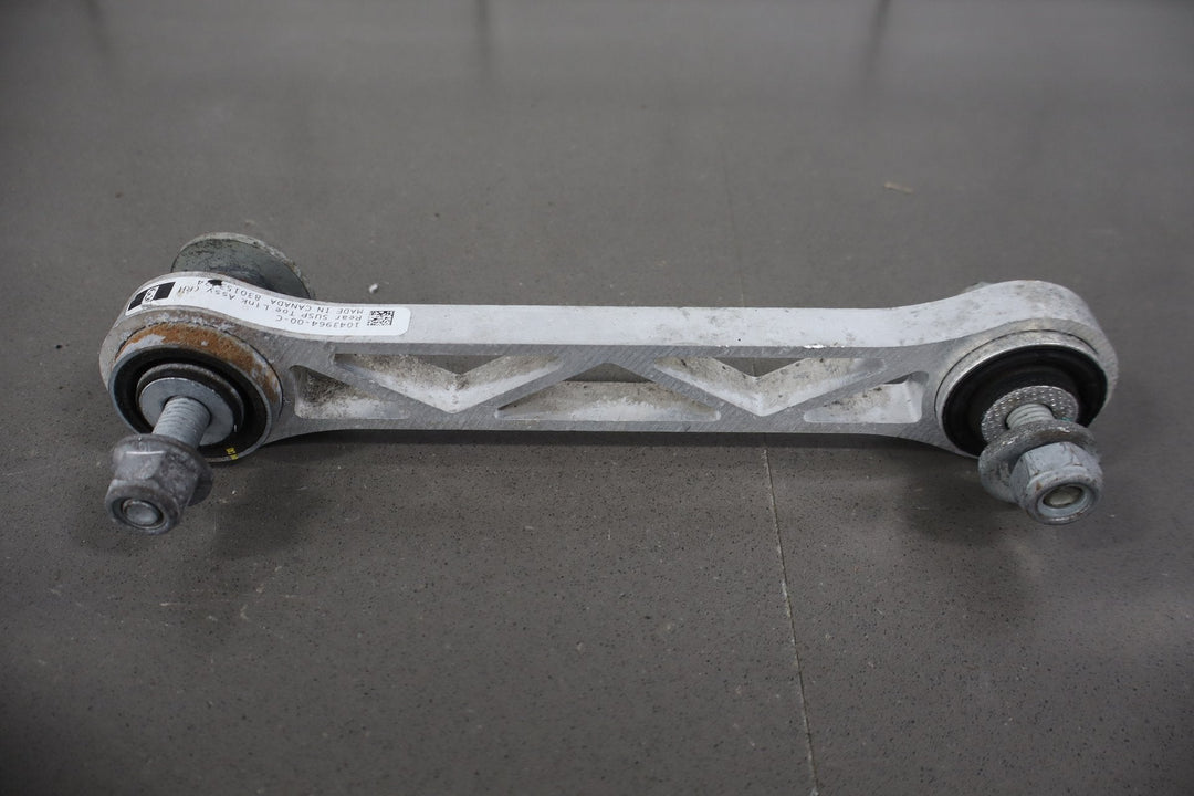 12 - 20 Telsa Model S Left Rear Suspension Knuckle Control Arms Spindle
