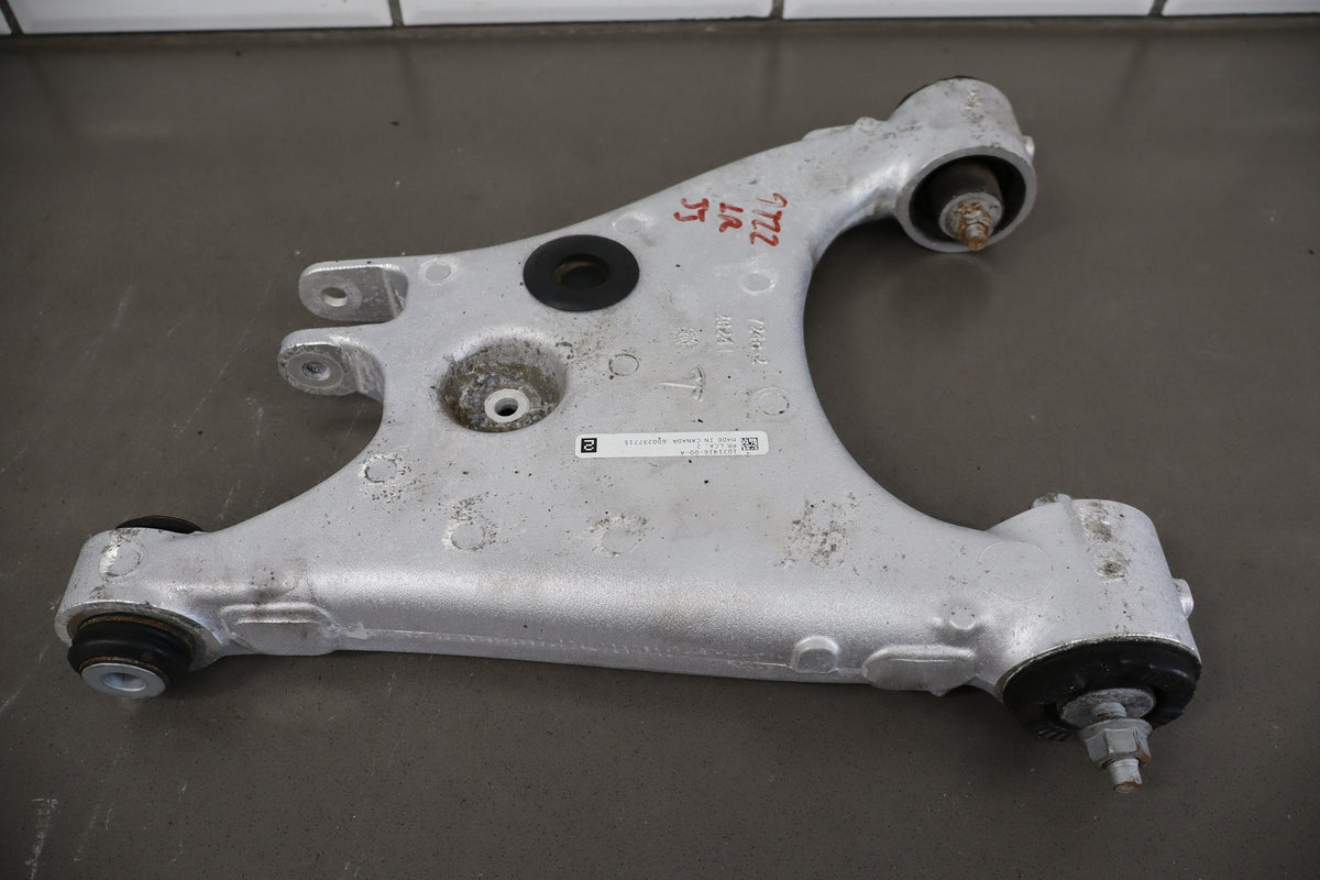 12-20 Telsa Model S Left Rear Suspension Knuckle Control Arms Spindle