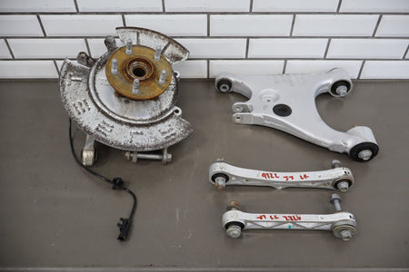 12-20 Telsa Model S Left Rear Suspension Knuckle Control Arms Spindle