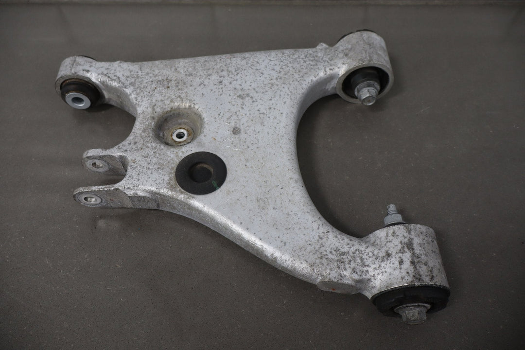 12 - 20 Telsa Model S Right Rear Suspension Knuckle Control Arms Spindle