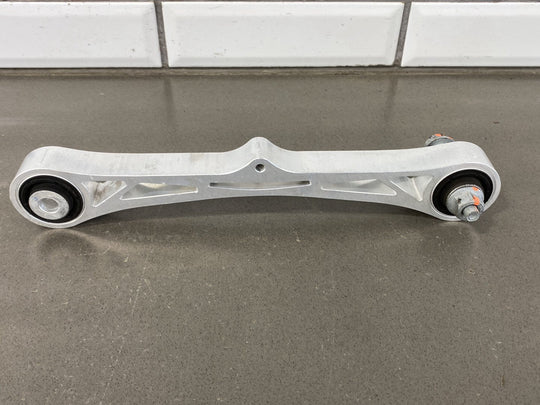 12 - 20 Telsa Model S Right Rear Suspension Knuckle Control Arms Spindle