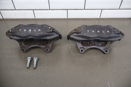 12-20 Tesla Model S Front Brembo Brake Caliper Set Left/Right OEM 4 Piston