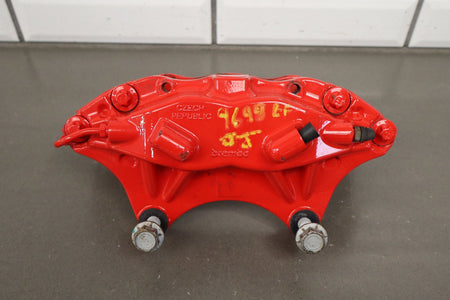 12-20 Tesla Model S Front Brembo Brake Caliper Set Left/Right OEM 4 Piston