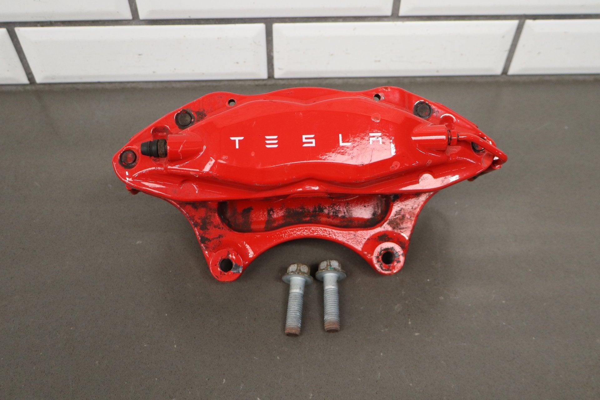 12-20 Tesla Model S Front Brembo Brake Caliper Set Left/Right OEM 4 Piston
