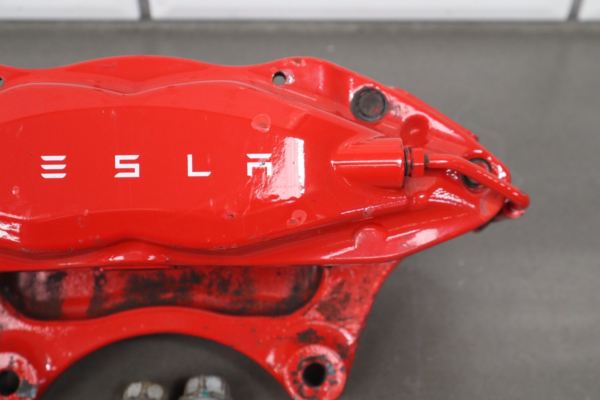 12-20 Tesla Model S Front Brembo Brake Caliper Set Left/Right OEM 4 Piston