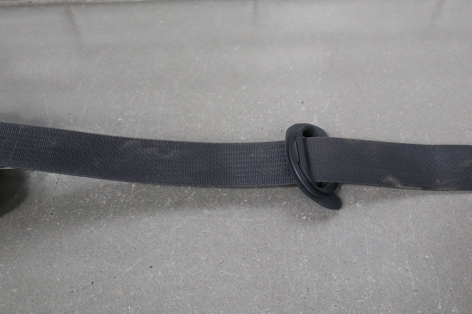 12-20 Tesla Model S Passenger Right Front Seat Belt Retractor