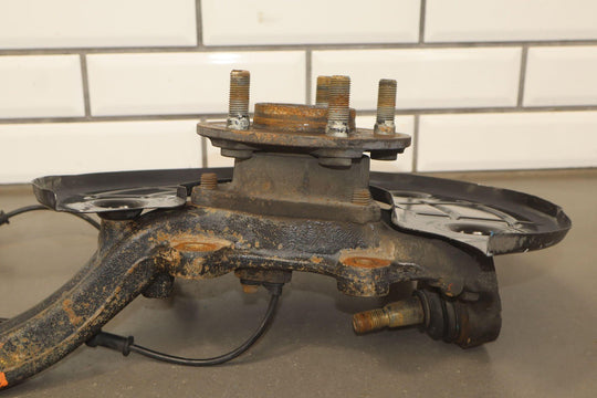 12 - 23 Dodge Challenger R/T Passenger Right RH Front Spindle Knuckle OEM