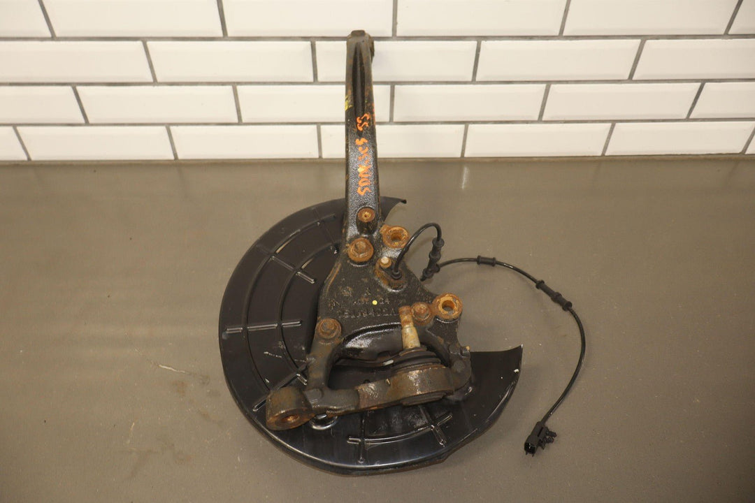 12 - 23 Dodge Challenger R/T Passenger Right RH Front Spindle Knuckle OEM