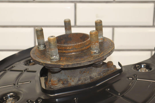 12 - 23 Dodge Challenger R/T Passenger Right RH Front Spindle Knuckle OEM