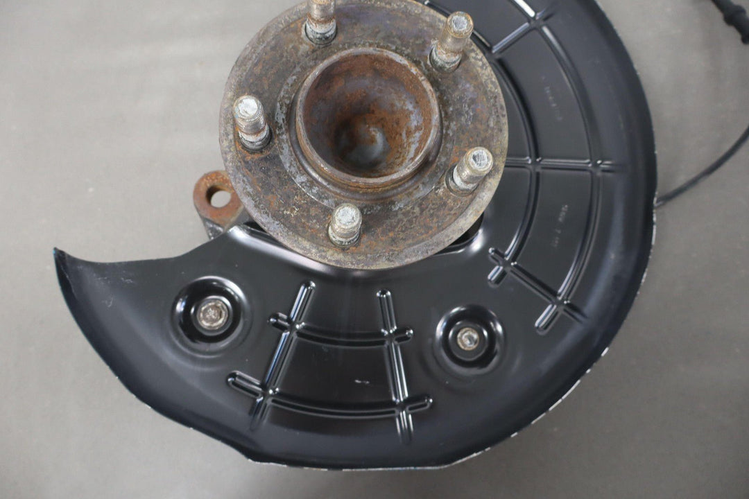 12 - 23 Dodge Challenger R/T Passenger Right RH Front Spindle Knuckle OEM