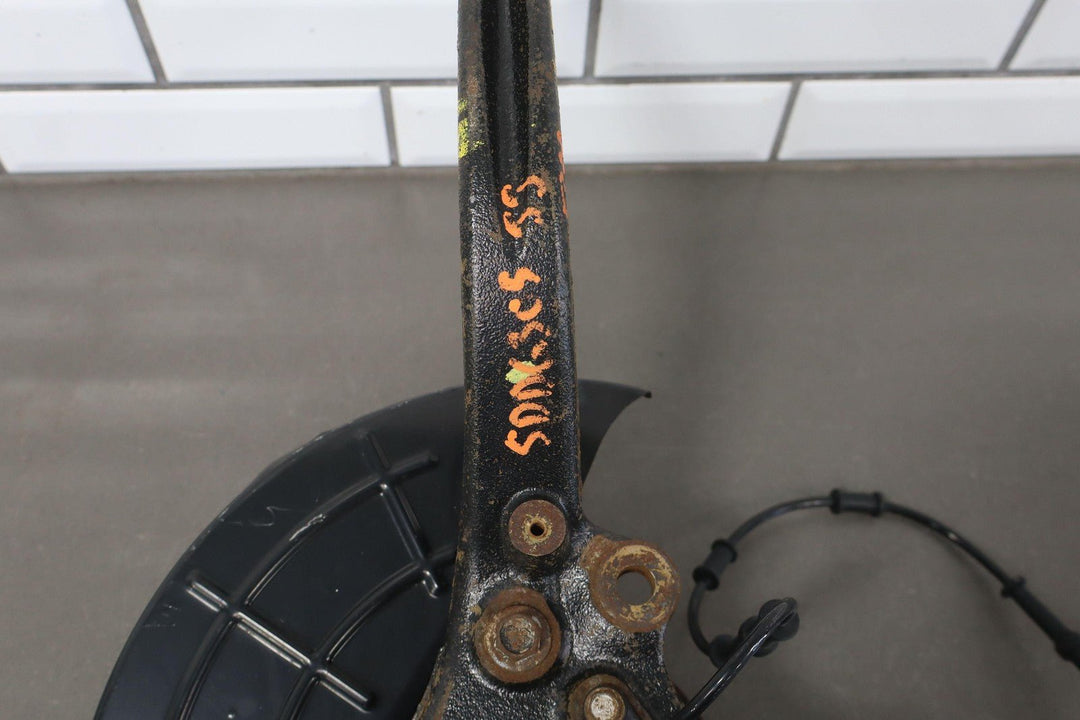 12 - 23 Dodge Challenger R/T Passenger Right RH Front Spindle Knuckle OEM