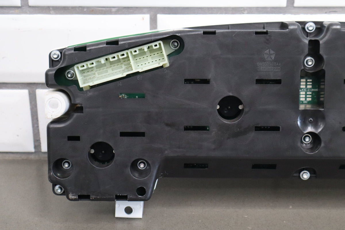 13-14 Dodge Challenger R/T Instrument Cluster 160 MPH 5091691AD 176k Mi