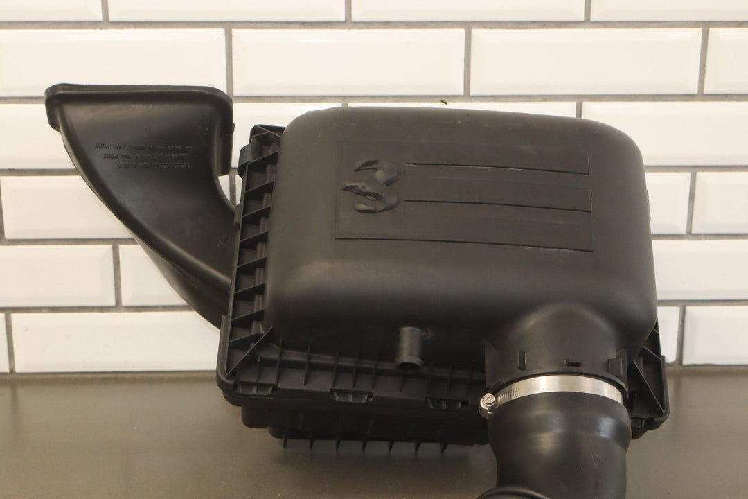 13 - 18 Ram 1500 19 - 24 Ram Classic 5.7L Hemi Air Cleaner Intake Tube Air Box OEM