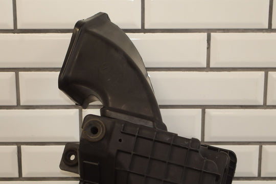 13 - 18 Ram 1500 19 - 24 Ram Classic 5.7L Hemi Air Cleaner Intake Tube Air Box OEM