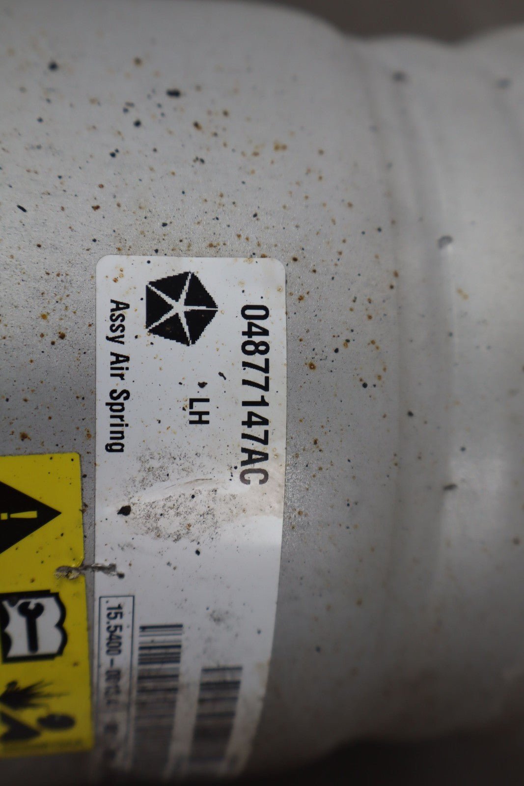 13 - 18 Ram 1500 Driver Left Front Air Suspension Strut 91k 05168447AB