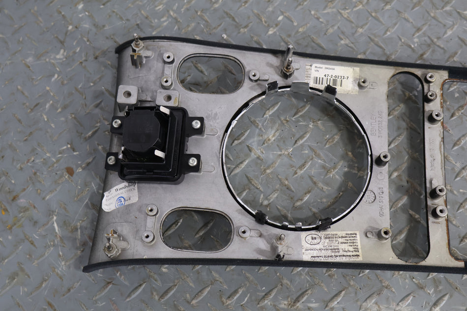 2006 BENTLY- Front Console