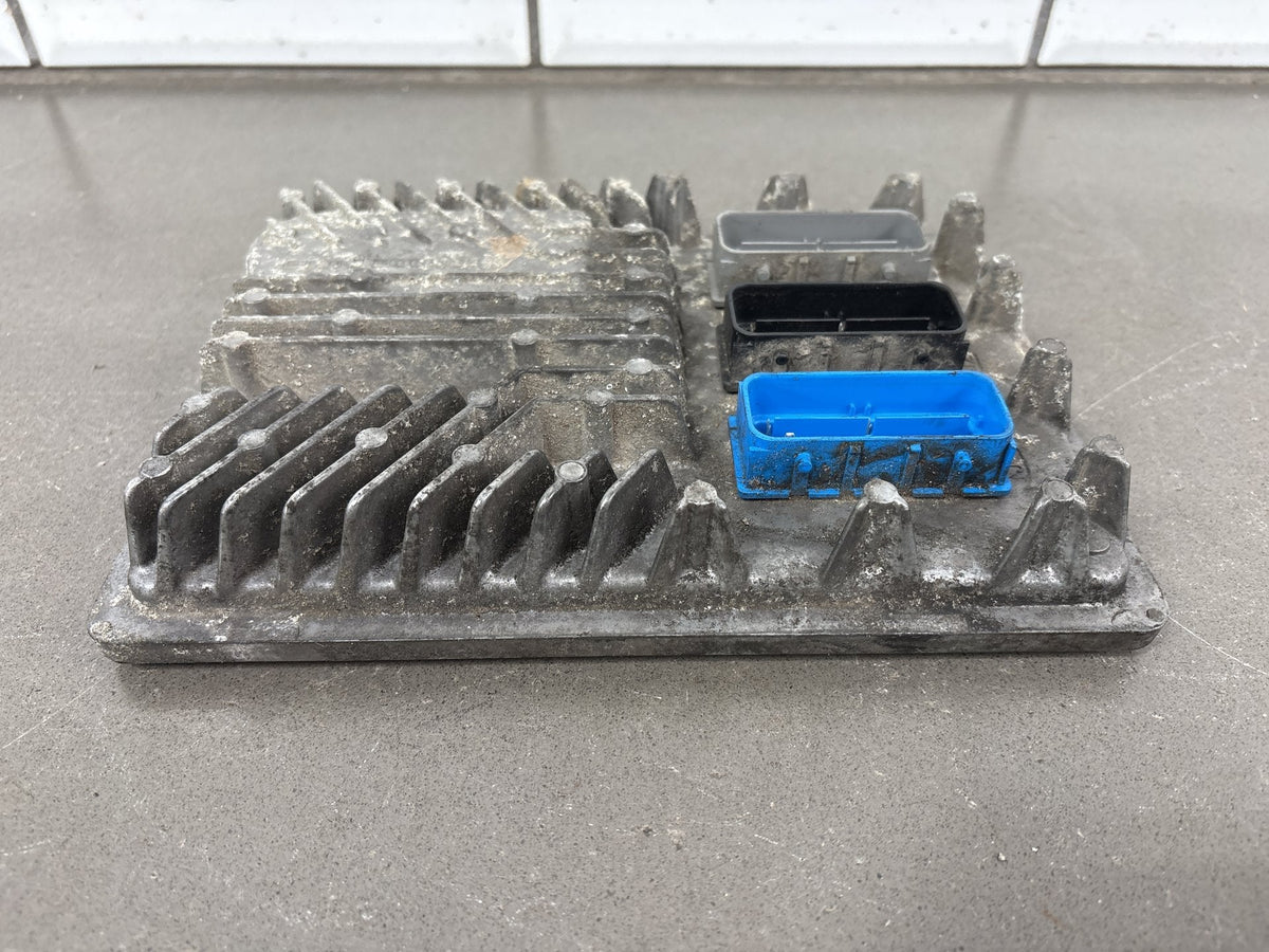 14-16 Cadillac Escalade Engine Computer 12676230