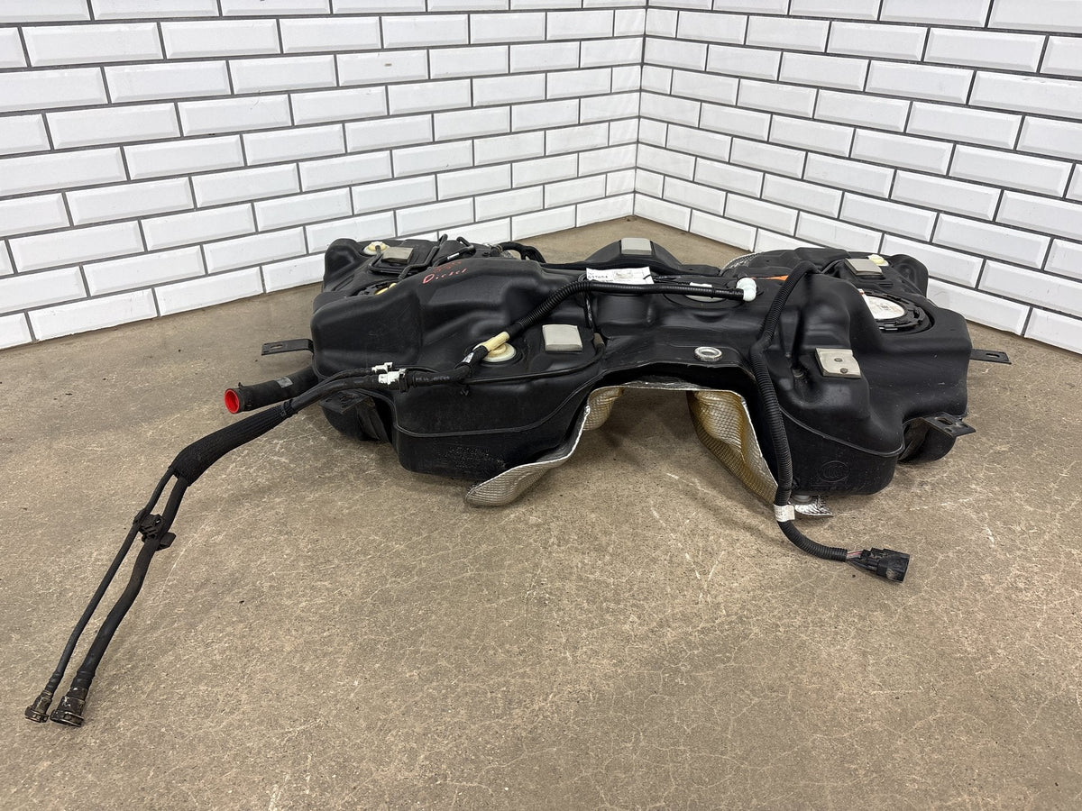 14-16 Jeep Grand Cherokee 3.0 EcoDiesel Fuel Tank w Pump