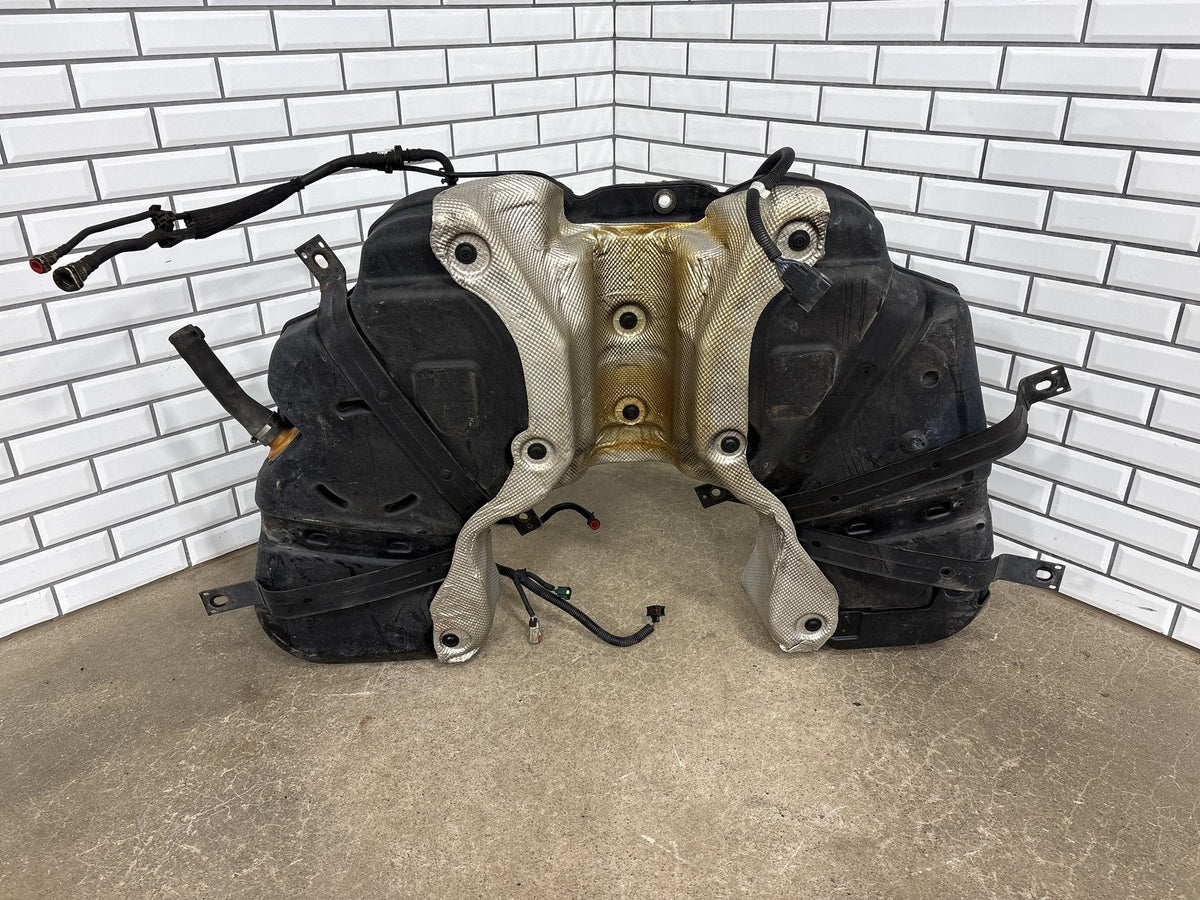 14-16 Jeep Grand Cherokee 3.0 EcoDiesel Fuel Tank w Pump