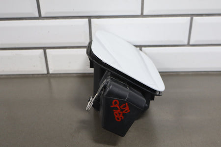 14-16 Jeep Grand Cherokee Fuel Filler Door (Bright White PW7)