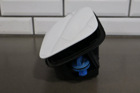 14-16 Jeep Grand Cherokee Fuel Filler Door (Bright White PW7)