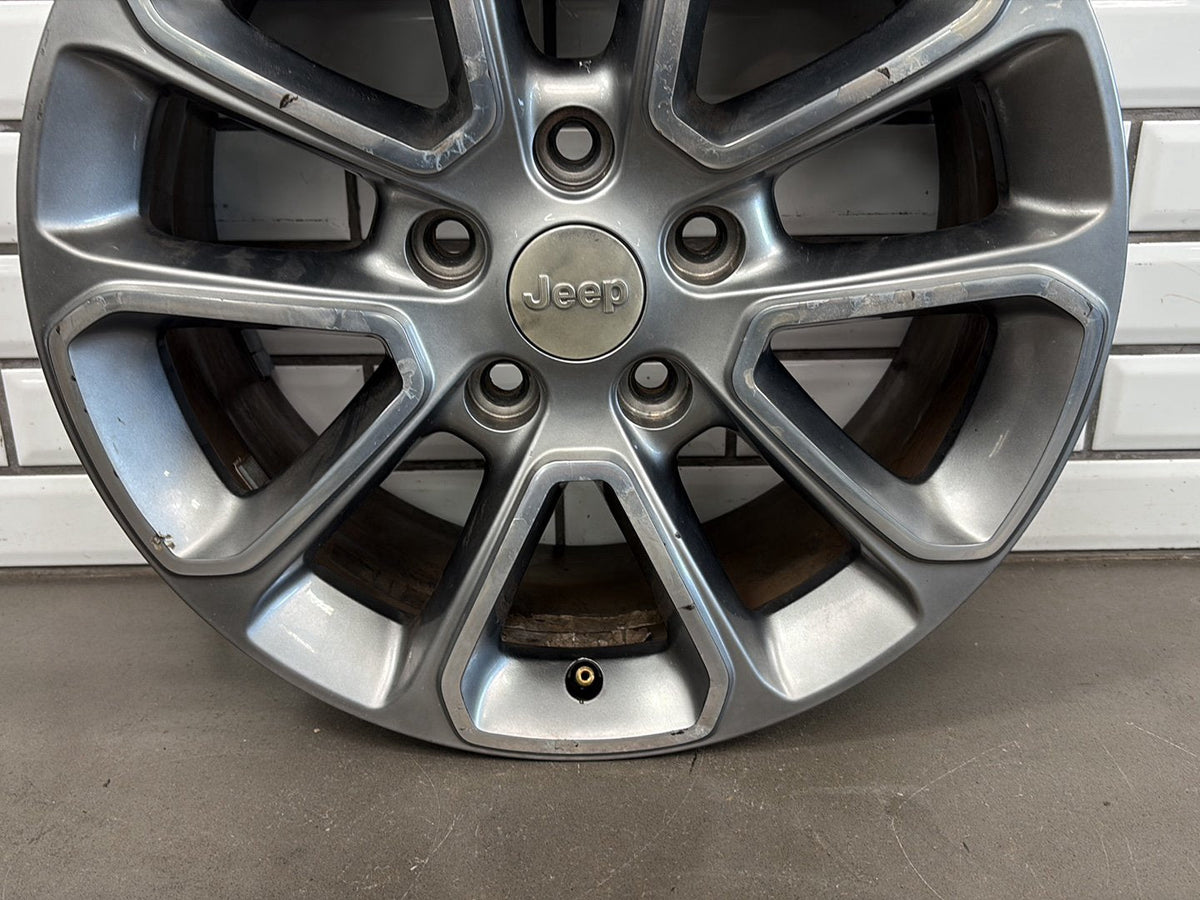 14-16 Jeep Grand Cherokee Limited 18x8 Alloy Wheel Rim
