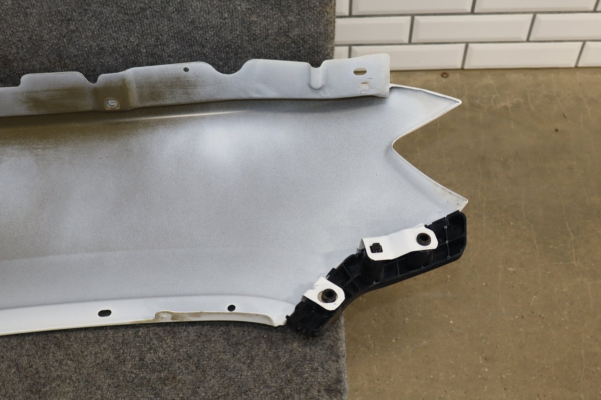 14-16 Jeep Grand Cherokee Limited Left Fender (Bright White PW7)